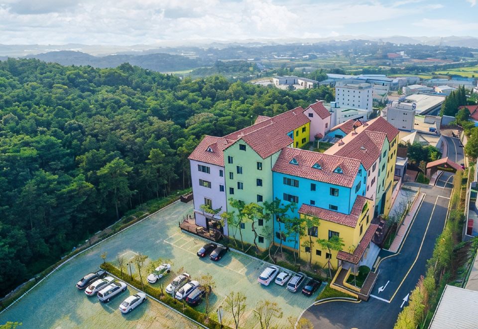 hotel overview picture