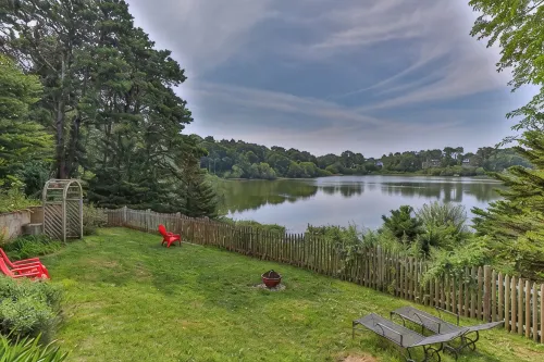 Waterfront, No Pet Fee, Fenced Yard, Close to Town and Beach - Balkon