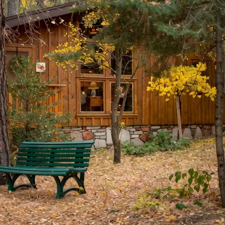 The Apple Cabin in Sedona Scenic Oak Creek Canyon