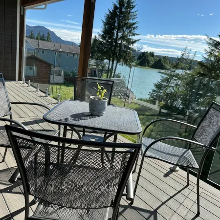 Eagle’s Nest River and Mountain View.  Walking Distance to the Airport.