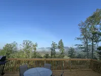 New Cabin with many amenities! Trail systems. Sleeps 8! Royal blue brimstone - 3-Star