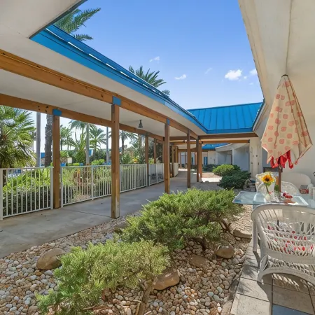 3102 Poolside Villa ~ Book Sept 26th ~ Lagoon Pool ~ Hot Tub ~ Resort Bar & More