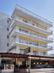 Pearl Hotel - 2-Star