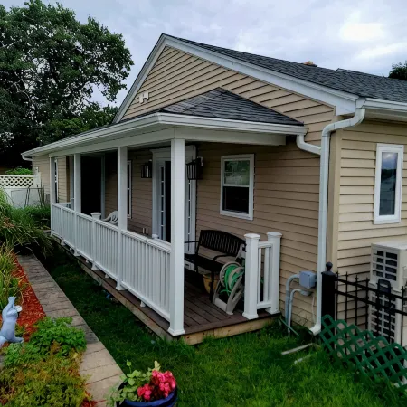 Cityline suite Three miles to PC, RIC, BROWN, JWU, &RISD Hotels in Pawtucket