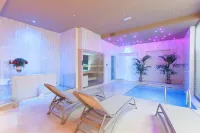 Mh Florence Hotel & Spa - مسبح