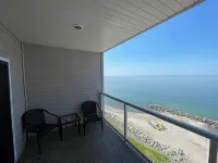 Enjoy sunsets @ spacious 3br/2ba lakefront condo #306--perfect for families - 4-Star