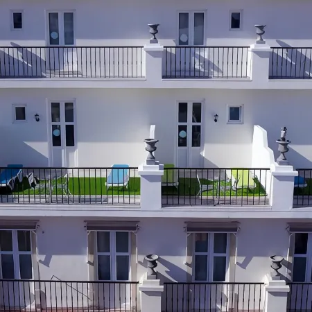 Albufeira Beach Hotel by Kavia