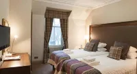 Cairngorm Hotel - parking