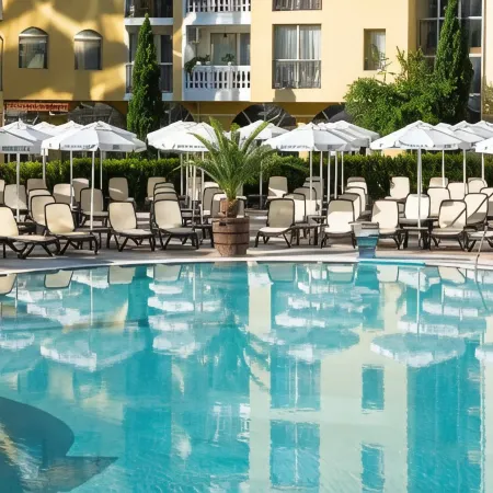 Hotel Marvel - Fully Renovated Free Beach Access