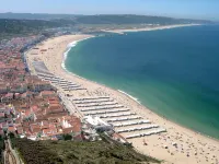 T2 4 km from the beach, with pool and garden - 2 étoiles