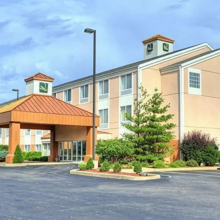 Motel 6 Kalamazoo, MI