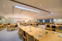 Warwick Conferences - Radcliffe - Boutique