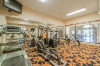 Days Inn & Suites by Wyndham Beeville - ジム