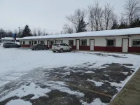 Relax Inn-Collingwood - Motels