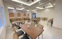 Azana Essence Sanggabuana Bogor - Morgenmad