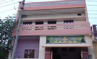 Goroomgo Mahamaya Guest House Varanasi (UP)