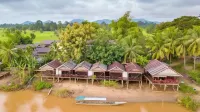 Mr Tho's Bungalows Hotels in Thakho