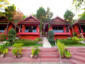 OYO 490 Chiangsan Golden Land Resort2