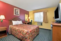 Days Inn by Wyndham Torrington Hotel a Litchfield County