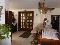 Hotel & Restaurant Kleinolbersdorf Hotels in Niederwiesa