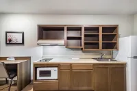 WoodSpring Suites Chicago Addison Hotels in Wood Dale