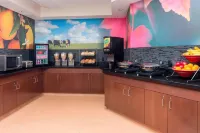 Fairfield Inn & Suites Galesburg Hotels in Galesburg