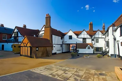 Kings Arms Hotel Hotels in Chiltern District