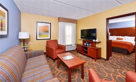 Best Western Plus Fresno Airport Hotel