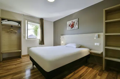 B&B Hotel Bollène Hotels in Suze-la-Rousse