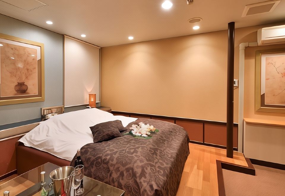 Restay Dee (Adult Only) - Housity