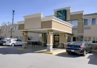 Quality Inn & Suites des Moines Airport