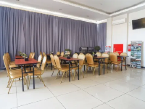 Hotel Royal Manado Hotels in Manado