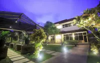 Parai Beach Resort Telengria Hotel di Pringkuku