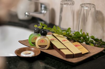 ジュニアスイート(バルコニー付) ホアンニョックコチンチンホテルの写真