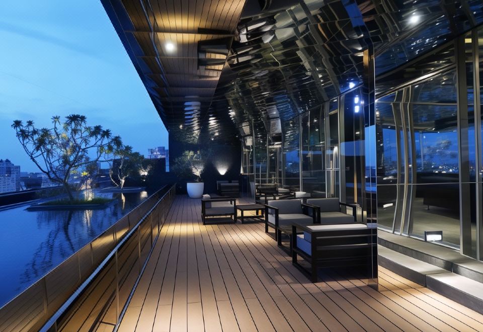 4. 오리엔트 럭셔리..