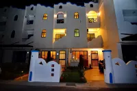 Santorini Family Themed Inn 즈번/지본 온천 호텔