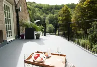 Mulgrave Country Cottage Hotels in Scarborough District