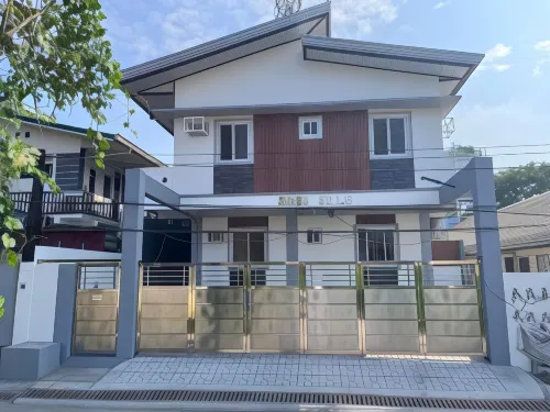 Sidra Ville Apartment فنادق في Orani