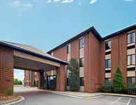 Days Inn & Suites by Wyndham Hickory