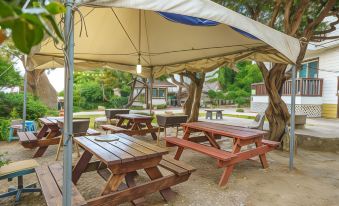 Samcheok Seaside Bed and Breakfast (Yonghwa Beach, Marine Cable Car, Marine Rail Bike)