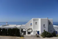 提諾斯天空景觀別墅飯店 Monastery Agias Pelagias附近的飯店
