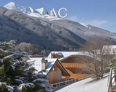 La Mansarda in Ponte di Legno Отели рядом с достопримечательностью «Parrocchia SS. Trinita'»