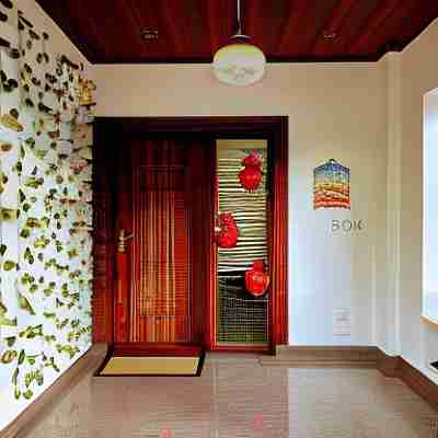 Artist's Bohemian Villa in Artsy Neighborhood. Others