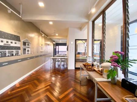 Need a NAP Hostel Phrae Отели рядом с достопримечательностью «Wat Phra Bat Ming Mueang Worawihan»