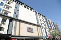 Hotel Tourist Plaza PlayGround, Pavanagiri Colony 주변 호텔