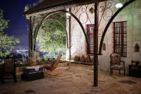 Chateau du Comte Hotels in Khenchara