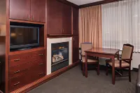 Best Western Plus Kelly Inn Hotels in Saint Cloud