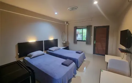 Bann Chompu Resort