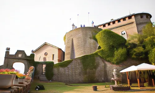 Castello di Compiano Hotel Relais Museum