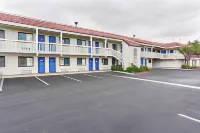 Motel 6 Salinas, CA - North Monterey Area Hotels in der Nähe von Hartnell College